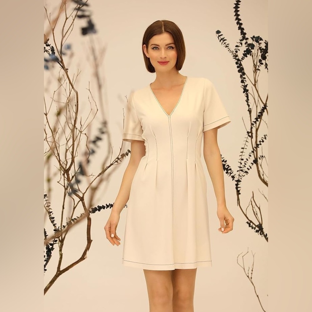Maggy London Women's Short Sleeve Fit and Flare Scuba Crepe Dress